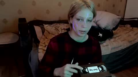 Snapshot of raziel_haze chatting on 9, 3, 2026 Yrriel Strife Candy-Demon Caveboy mr. Cringe online show from 9, 3, 2026