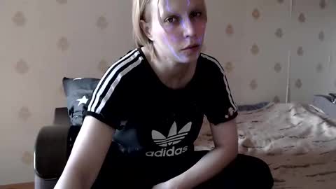 Snapshot of raziel_haze chatting on 12, 3, 2026 Yrriel Strife Candy-Demon Caveboy mr. Cringe online show from 12, 3, 2026