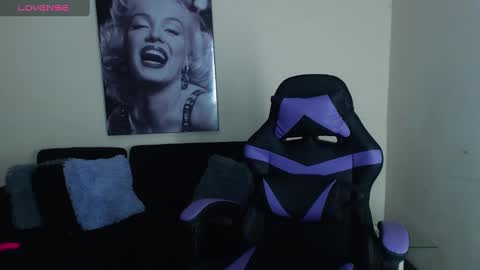 Cattleya Exposito  online show from 4, 12, 2024