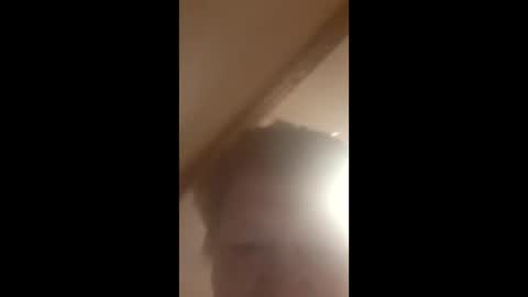 Snapshot of realisararebreed chatting on 15, 12, 2025 realisararebreed online show from 15, 12, 2025