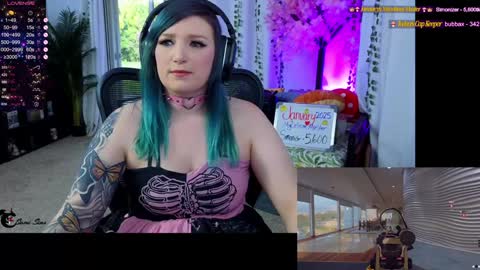 Snapshot of realsamisins chatting on 6, 1, 2025 Snap - RealSamiSins online show from 6, 1, 2025