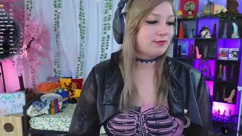 Snapshot of realsamisins chatting on 7, 3, 2025 Snap - RealSamiSins online show from 7, 3, 2025