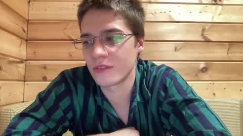 Snapshot of realsupermichael chatting on 3, 10, 2025 AliceEve online show from 3, 10, 2025