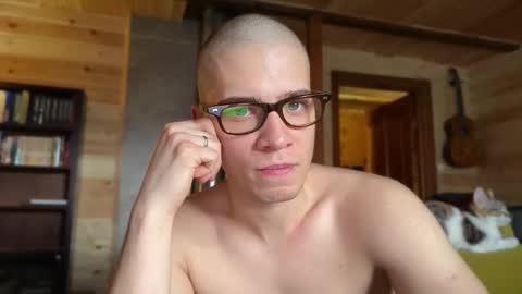 AliceEve online show from 3, 3, 2026