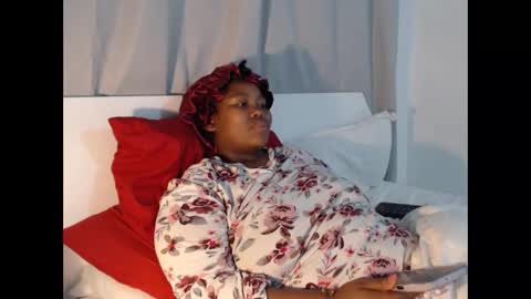 Snapshot of realsweetheart chatting on 20, 10, 2025 REAL1SWEETHEART online show from 20, 10, 2025