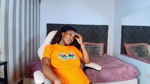 Snapshot of rebeca_cortez1 chatting on 16, 12, 2024 I invite you to my birthday on November 3th online show from 16, 12, 2024