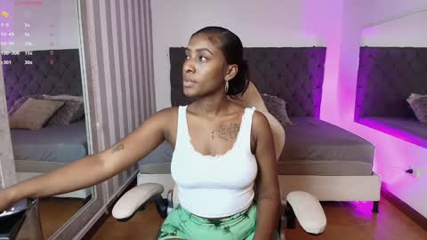 Snapshot of rebeca_cortez1 chatting on 3, 2, 2025 I invite you to my birthday on November 3th online show from 3, 2, 2025
