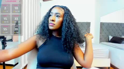 Snapshot of rebeca_cortez1 chatting on 10, 3, 2025 I invite you to my birthday on November 3th online show from 10, 3, 2025