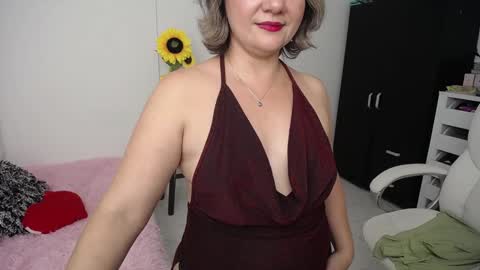 Snapshot of rebeca_milf chatting on 18, 12, 2024 REBECA online show from 18, 12, 2024