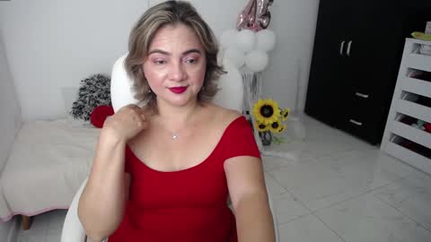 Snapshot of rebeca_milf chatting on 2, 2, 2025 REBECA online show from 2, 2, 2025