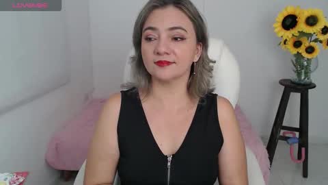 Snapshot of rebeca_milf chatting on 29, 9, 2025 REBECA online show from 29, 9, 2025