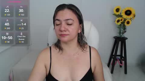 Snapshot of rebeca_milf chatting on 19, 10, 2025 REBECA online show from 19, 10, 2025