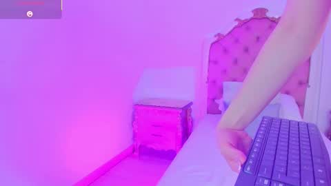 Rebeca Whatsson online show from 14, 11, 2025