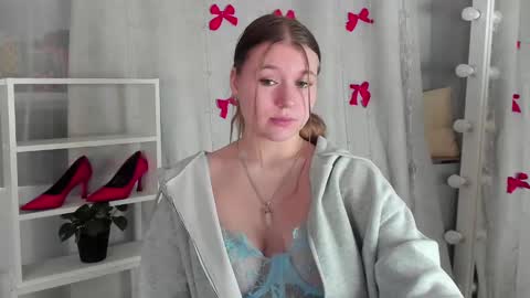 rebecca_____ online show from 10, 1, 2025