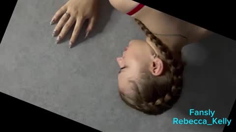 rebecca_____ online show from 4, 2, 2026