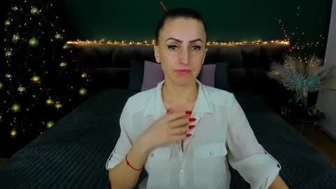 Snapshot of rebecca_diamonds chatting on 3, 1, 2025 rebecca_diamonds online show from 3, 1, 2025