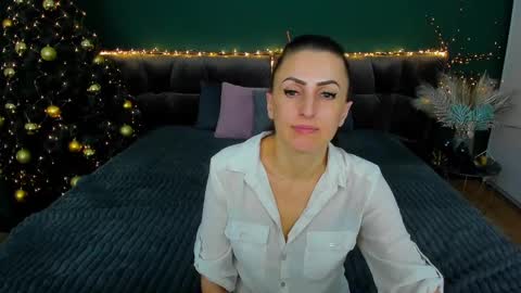 Snapshot of rebecca_diamonds chatting on 3, 1, 2025 rebecca_diamonds online show from 3, 1, 2025