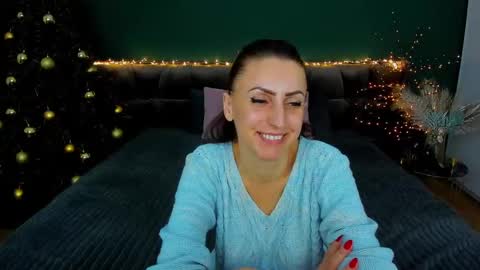 Snapshot of rebecca_diamonds chatting on 4, 1, 2025 rebecca_diamonds online show from 4, 1, 2025