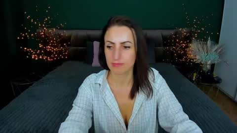 Snapshot of rebecca_diamonds chatting on 23, 1, 2025 rebecca_diamonds online show from 23, 1, 2025
