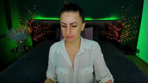 Snapshot of rebecca_diamonds chatting on 28, 1, 2025 rebecca_diamonds online show from 28, 1, 2025