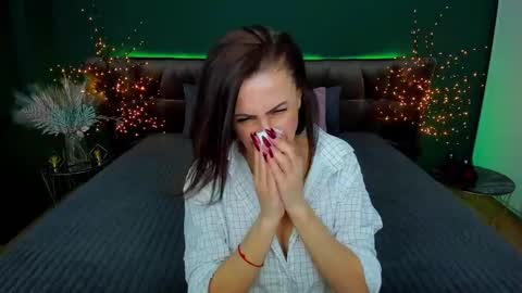 Snapshot of rebecca_diamonds chatting on 10, 2, 2025 rebecca_diamonds online show from 10, 2, 2025