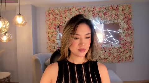 Snapshot of rebeccahudson_ chatting on 9, 11, 2025 Rebe online show from 9, 11, 2025