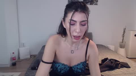 Snapshot of rebekaburns chatting on 25, 1, 2025 Rebeka online show from 25, 1, 2025