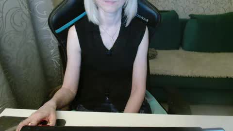 RebesaOlset online show from 12, 2, 2025