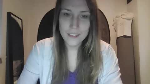 Snapshot of rebornrao chatting on 29, 10, 2025 Keely KeKe Kiwi online show from 29, 10, 2025