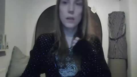 Snapshot of rebornrao chatting on 30, 10, 2025 Keely KeKe Kiwi online show from 30, 10, 2025