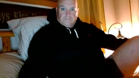 Snapshot of recman15 chatting on 23, 10, 2025 Mtn. Man online show from 23, 10, 2025