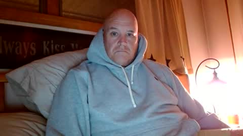 Snapshot of recman15 chatting on 30, 10, 2025 Mtn. Man online show from 30, 10, 2025