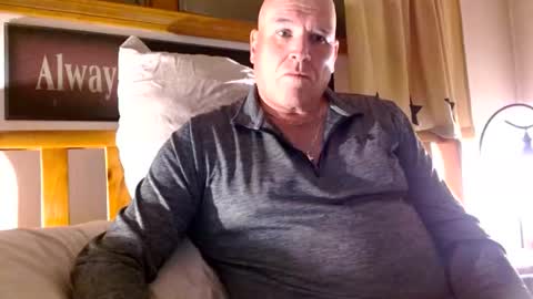 Snapshot of recman15 chatting on 3, 11, 2025 Mtn. Man online show from 3, 11, 2025