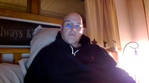 Snapshot of recman15 chatting on 4, 11, 2025 Mtn. Man online show from 4, 11, 2025