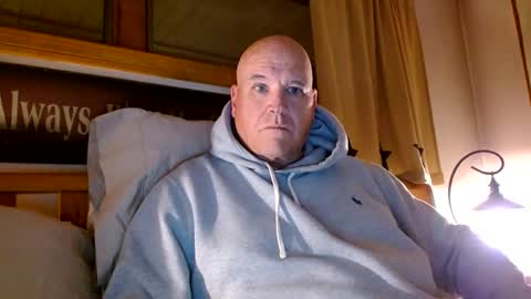 Snapshot of recman15 chatting on 11, 11, 2025 Mtn. Man online show from 11, 11, 2025