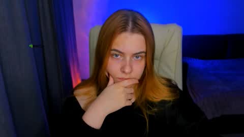 Snapshot of red__dizzy chatting on 16, 9, 2025 red__dizzy online show from 16, 9, 2025