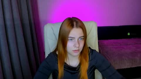 Snapshot of red__dizzy chatting on 22, 9, 2025 red__dizzy online show from 22, 9, 2025