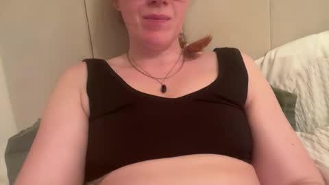 Snapshot of red_head_rosie_69 chatting on 19, 10, 2025 Rosie online show from 19, 10, 2025