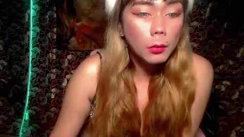 red_kitsune69 online show from 4, 10, 2025