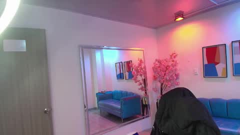 Res Moon online show from 4, 11, 2025