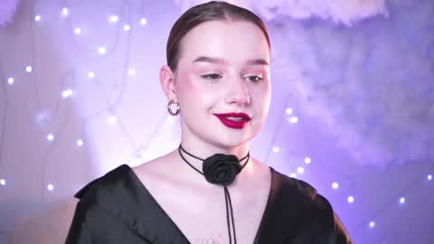QUEEN OF EVIL online show from 19, 12, 2024