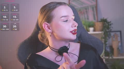 QUEEN OF EVIL online show from 20, 12, 2024