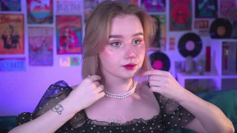 QUEEN OF EVIL online show from 23, 12, 2024