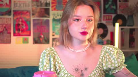 QUEEN OF EVIL online show from 28, 12, 2024
