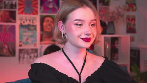 QUEEN OF EVIL online show from 5, 1, 2025