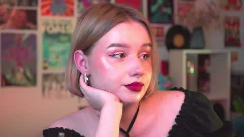 QUEEN OF EVIL online show from 6, 1, 2025
