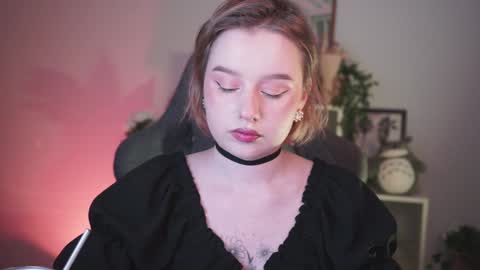 QUEEN OF EVIL online show from 9, 1, 2025