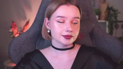 QUEEN OF EVIL online show from 15, 1, 2025