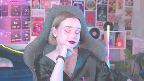 QUEEN OF EVIL online show from 23, 1, 2025