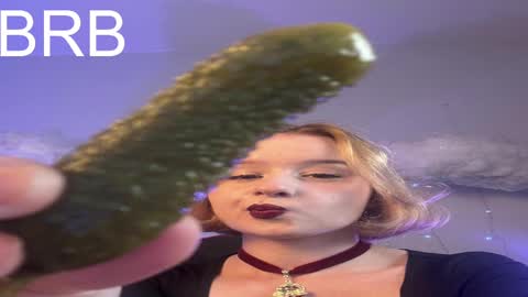QUEEN OF EVIL online show from 25, 2, 2025